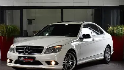 Wit Gebruikt 2009 Mercedes C350 AMG Sedan | € 10.450 (Eerlijke prijs)