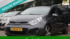 Grijs Gebruikt 2013 Kia Rio Hatchback | € 6.945 (Eerlijke prijs)