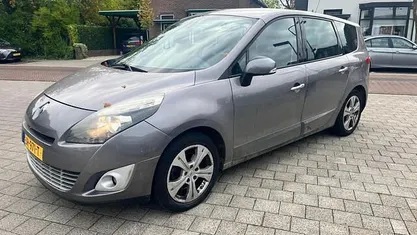 Occasion Renault Grand Scénic III Dynamique 131 PK (96 kW) 2010 MPV