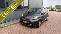 Grijs Gebruikt 2012 Toyota Aygo Hatchback | € 4.500 (Eerlijke prijs)