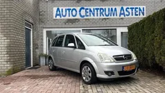 Grijs, metallic lak Gebruikt 2009 Opel Meriva MPV | € 1.499 (Super prijs)