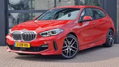 Rood Gebruikt 2019 BMW 118 Executive Hatchback | € 21.950 (Eerlijke prijs)