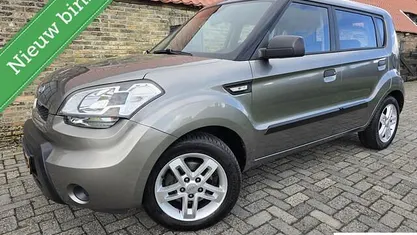 Grijs Gebruikt 2010 Kia Soul SUV | € 2.875 (Eerlijke prijs)