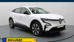 Wit Gebruikt 2023 Renault Mégane Evolution Hatchback | € 25.490 (Super prijs)