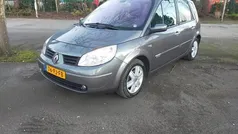 Gebruikt 2004 Renault Scénic II Expression MPV | € 1.550 (Eerlijke prijs)