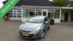 Grijs Gebruikt 2013 Opel Corsa Selection Hatchback | € 5.450 (Eerlijke prijs)