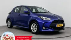 Gebruikt 2024 Toyota Yaris Hybrid Active Hatchback | € 23.499 (Eerlijke prijs)