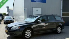 Grijs Gebruikt 2009 Volvo V70 Stationwagen | € 3.999 (Goede deal)