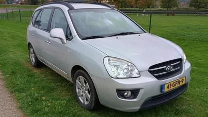 Occasion 2008 Kia Carens MPV | € 1.950 (Goede deal)