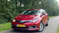 Gebruikt 2016 Toyota Auris Edition-S Hatchback | € 13.975 (Eerlijke prijs)