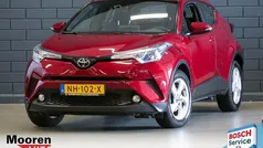 Gebruikt 2017 Toyota C-HR SUV | € 16.500 (Eerlijke prijs)