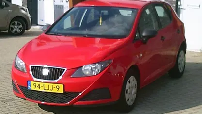 Rood Gebruikt 2010 Seat Ibiza Hatchback | € 2.650 (Goede deal)