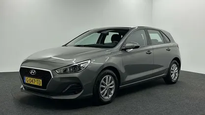 Grijs Gebruikt 2019 Hyundai i30 Comfort Hatchback | € 15.600 (Eerlijke prijs)