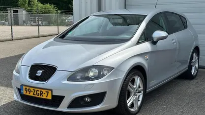 Grijs Gebruikt 2012 Seat Leon Copa Hatchback | € 4.345 (Goede deal)