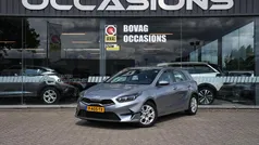 Grijs Gebruikt 2022 Kia Ceed Hatchback | € 19.450 (Eerlijke prijs)