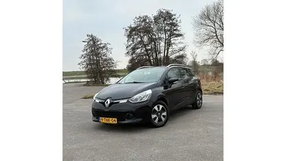 Occasion Renault Clio GrandTour Expression 90 PK (66 kW) 2014 Zwart (metallic) Stationwagen