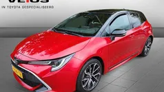 Rood Gebruikt 2019 Toyota Corolla Hatchback | € 21.950 (Eerlijke prijs)