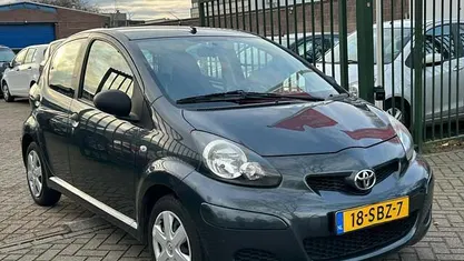 Occasion 2011 Toyota Aygo Hatchback | € 3.999 (Eerlijke prijs)