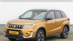 Gebruikt 2022 Suzuki Vitara Style SUV | € 26.795 (Eerlijke prijs)