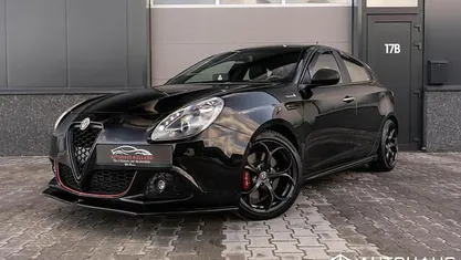 Zwart Gebruikt 2012 Alfa Romeo Giulietta Hatchback | € 6.150 (Eerlijke prijs)