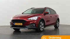 Rood Gebruikt 2020 Ford Focus Business Edition Hatchback | € 18.835 (Eerlijke prijs)