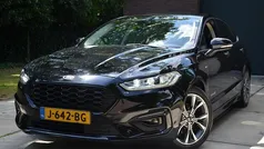 Zwart Gebruikt 2020 Ford Mondeo ST-Line Sedan | € 18.900 (Eerlijke prijs)