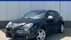 Zwart Gebruikt 2015 Alfa Romeo MiTo Hatchback | € 8.750 (Eerlijke prijs)