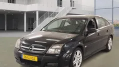 Zwart Gebruikt 2003 Opel Vectra GTS Elegance Hatchback | € 1.995 (Eerlijke prijs)