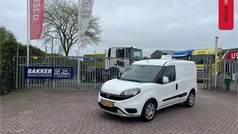 Wit Gebruikt 2022 Fiat Doblò Trekking MPV | € 10.900 (Goede deal)