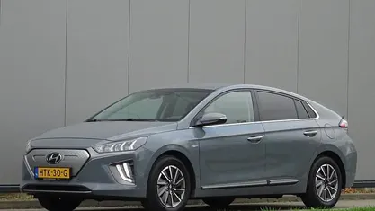 Occasion 2021 Hyundai Ioniq Premium Hatchback | € 16.800 (Eerlijke prijs)