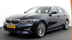 Blauw Gebruikt 2020 BMW 318 Executive Stationwagen | € 26.890 (Eerlijke prijs)
