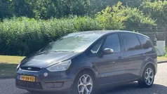 Grijs Gebruikt 2007 Ford S-MAX S MPV | € 2.699 (Goede deal)