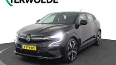 Zwart Gebruikt 2023 Renault Megane E-Tech Evolution Hatchback | € 25.945 (Eerlijke prijs)