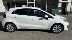 Gebruikt 2016 Kia Rio Hatchback | € 6.500 (Eerlijke prijs)