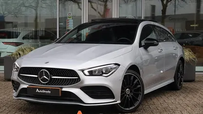 Occasion Mercedes CLA250e Shooting Brake AMG line 160 PK (117 kW) 2023 Grijs (metallic) Stationwagen