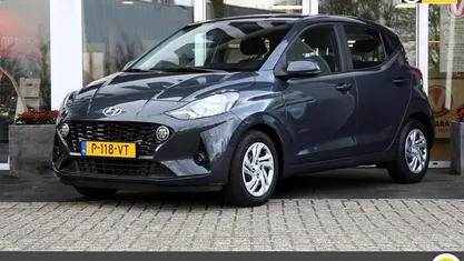 Grijs Occasion 2022 Hyundai i10 Comfort Hatchback | € 13.845 (Eerlijke prijs)