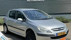 Grijs Gebruikt 2004 Peugeot 307 Hatchback | € 1.650 (Eerlijke prijs)