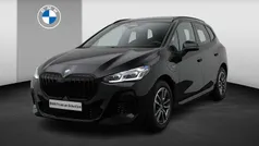 Zwart, metallic lak Gebruikt 2023 BMW 225 Active Tourer M Sport MPV | € 39.900 (Eerlijke prijs)