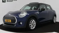 Gebruikt 2015 Mini Cooper Business Hatchback | € 12.945 (Super prijs)