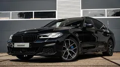 Zwart, metallic lak Gebruikt 2021 BMW 545e Executive Sedan | € 50.950 (Eerlijke prijs)