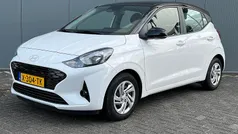 Wit Gebruikt 2024 Hyundai i10 Comfort Hatchback | € 16.895 (Eerlijke prijs)