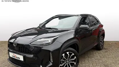 Gebruikt 2024 Toyota Yaris Cross Style SUV | € 28.750 (Eerlijke prijs)