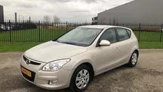 Grijs Gebruikt 2008 Hyundai i30 Dynamiq Hatchback | € 2.749 (Eerlijke prijs)