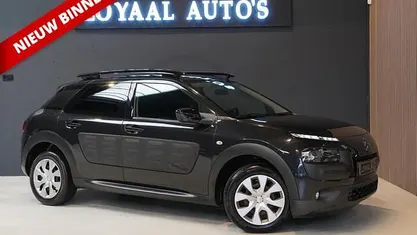 Occasion Citroën C4 Feel 82 PK (60 kW) 2017 Zwart SUV