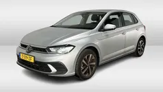 Zilver Gebruikt 2023 VW Polo Life Hatchback | € 21.250 (Eerlijke prijs)