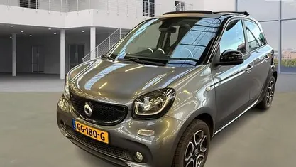 Gebruikt 2015 Smart ForFour Prime Hatchback | € 5.800 (Eerlijke prijs)