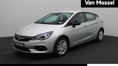 Gebruikt 2021 Opel Astra Edition Hatchback | € 14.445 (Eerlijke prijs)