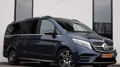 Blauw Gebruikt 2023 Mercedes V300 AMG MPV | € 69.950 (Eerlijke prijs)