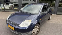 Blauw Gebruikt 2004 Ford Fiesta Style Hatchback | € 1.750 (Eerlijke prijs)