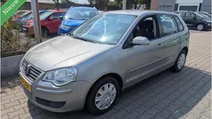 Grijs Gebruikt 2007 VW Polo Hatchback | € 1.975 (Eerlijke prijs)